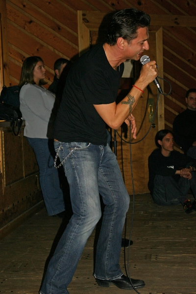 pic_dg2007live002k.jpg