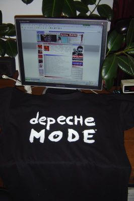 pic_devotee_shirt_03.jpg